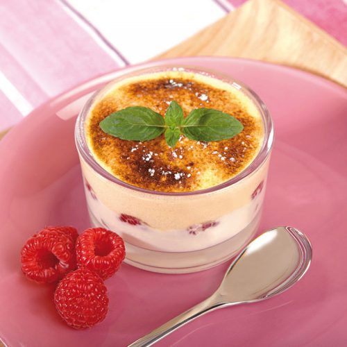 Maracuja-Gratin mit Himbeeren und Vanilleeis